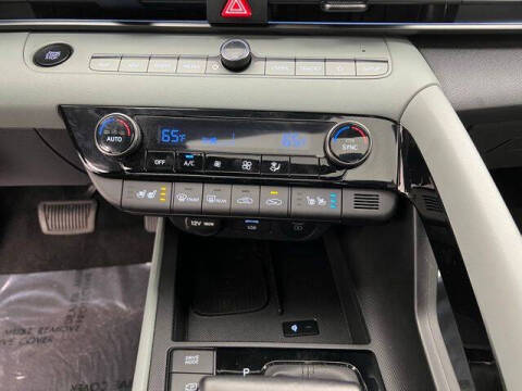 2025 Hyundai Elantra Hybrid Limited