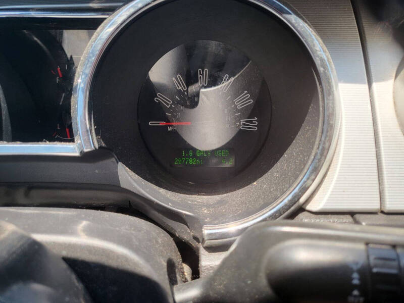 2008 Ford Mustang V6 Deluxe