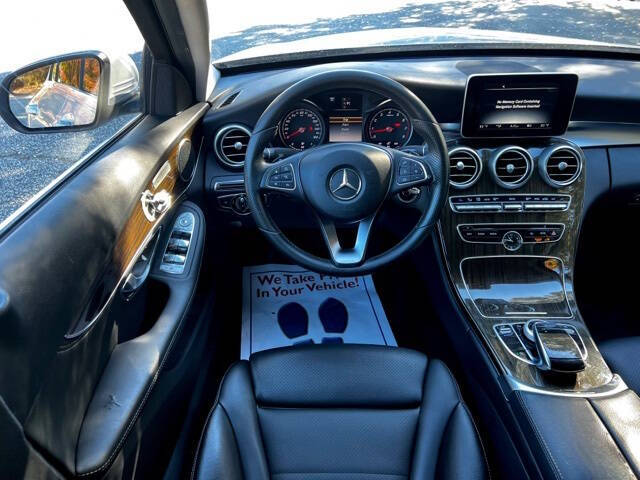 Mercedes-BenzC-Class34