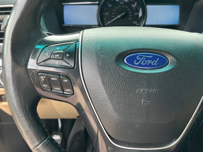 2016 Ford Explorer Limited - Photo 14