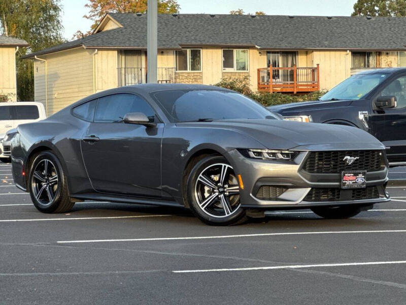 2025 Ford Mustang EcoBoost