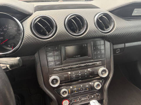 2015 Ford Mustang V6