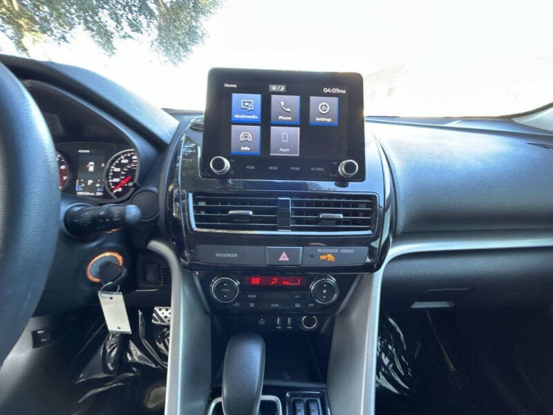 2022 Mitsubishi Eclipse Cross LE