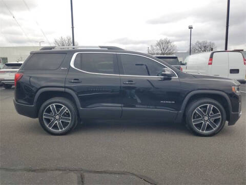 2022 GMC Acadia SLT