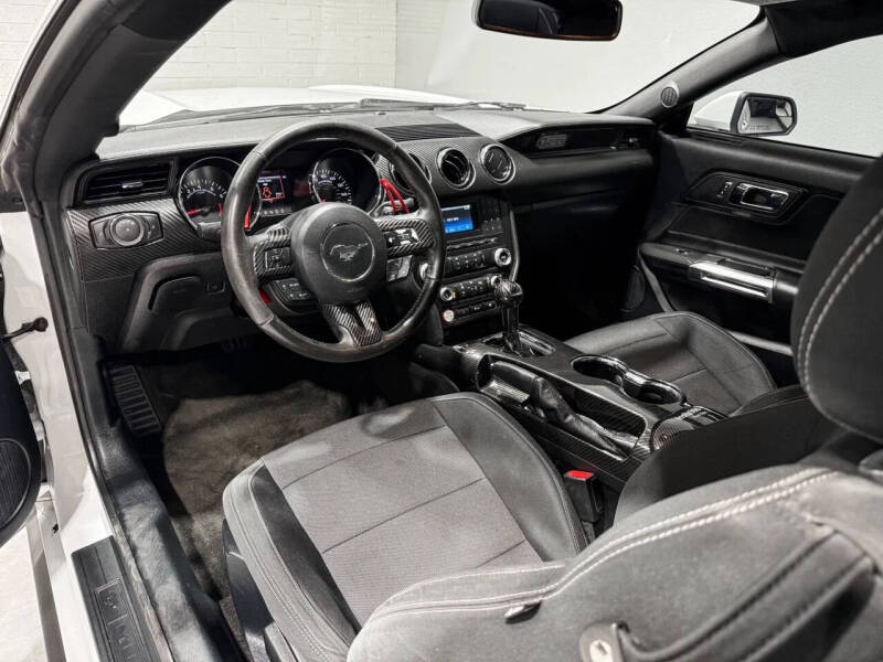 2015 Ford Mustang V6