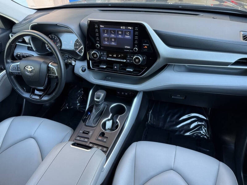 2021 Toyota Highlander XLE