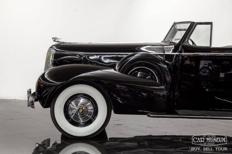 1937 Cadillac Series 85