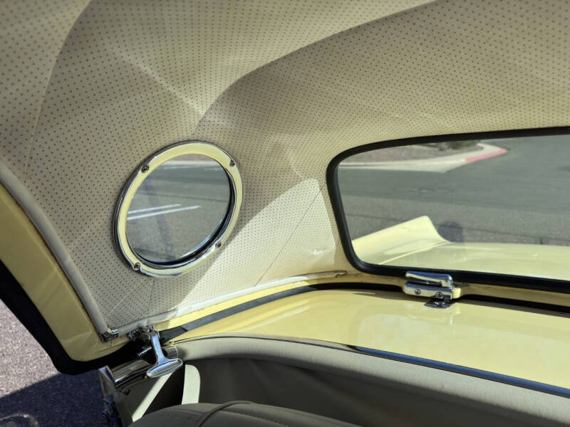 1957 Ford Thunderbird