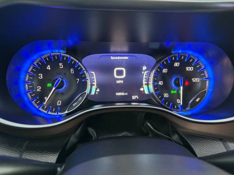 2017 Chrysler Pacifica Touring-L Plus