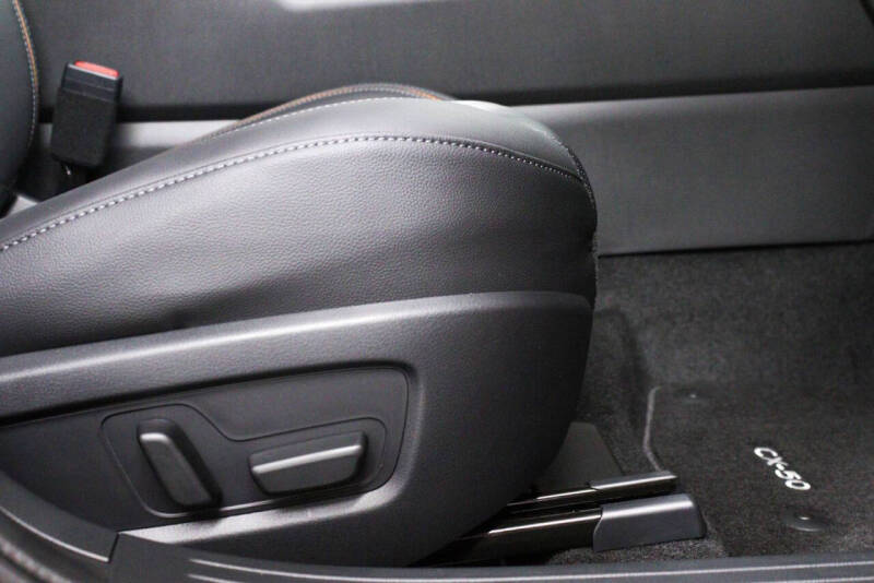 2025 Mazda CX-50 Hybrid Premium