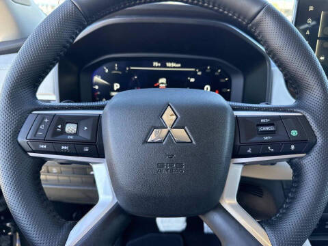 2026 Mitsubishi Outlander SEL