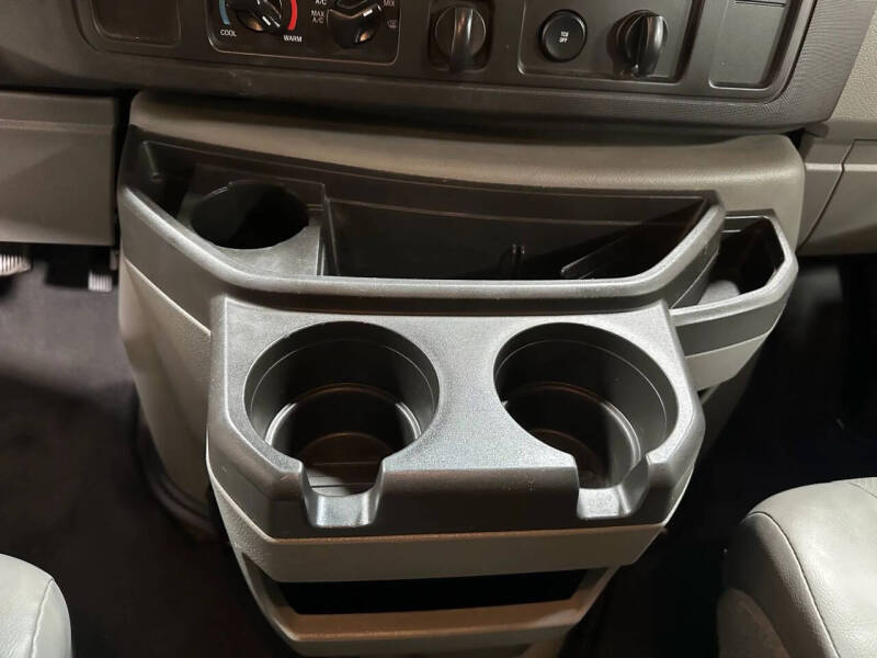 2013 Ford E-Series E-150