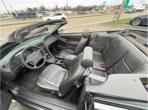 2003 Ford Mustang