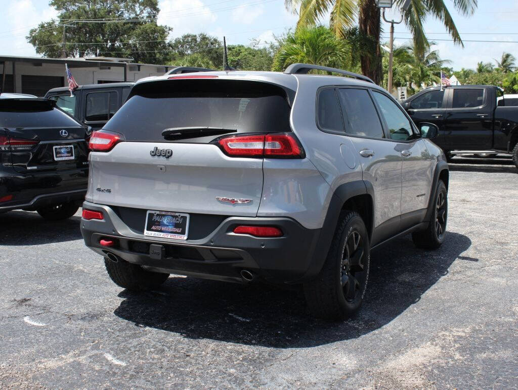 2018 JEEP Cherokee SUV / Crossover - $22,495