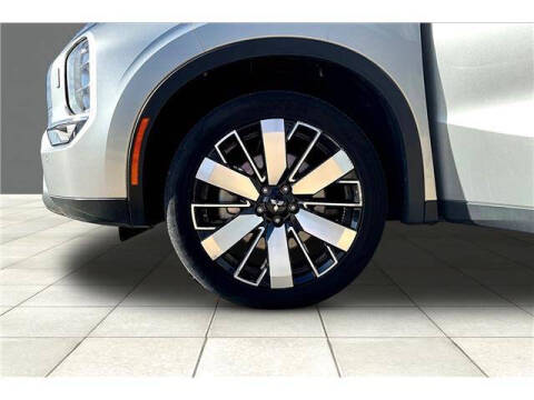 2025 Mitsubishi Outlander