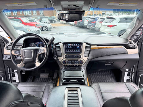 2017 GMC Yukon XL Denali
