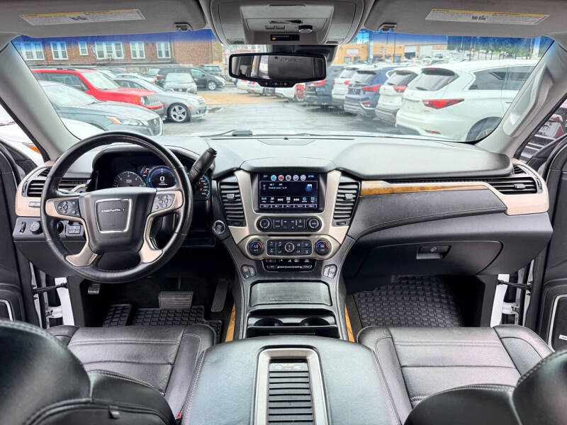 2017 GMC Yukon XL Denali