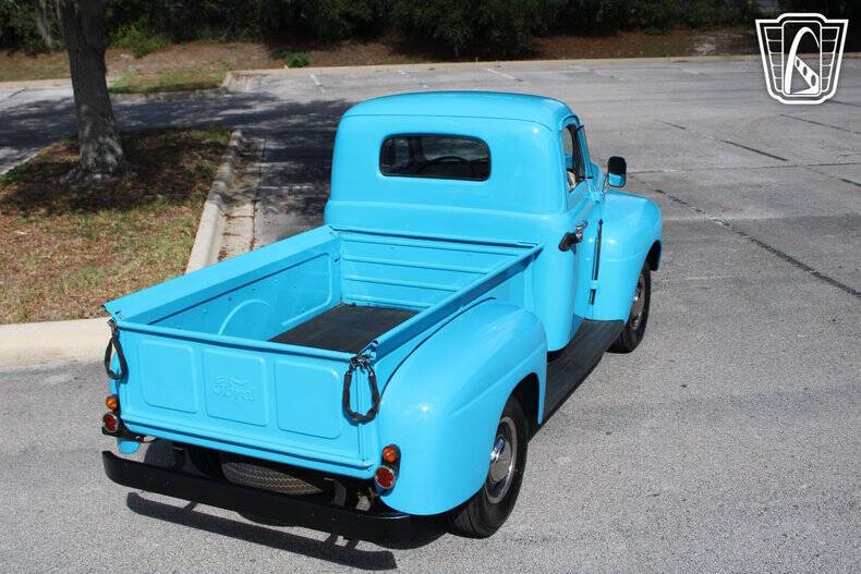1948 Ford F-1