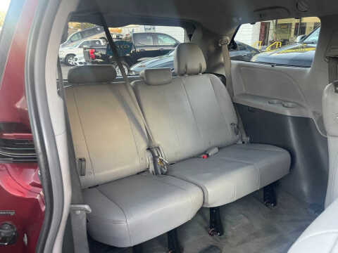 2015 Toyota Sienna