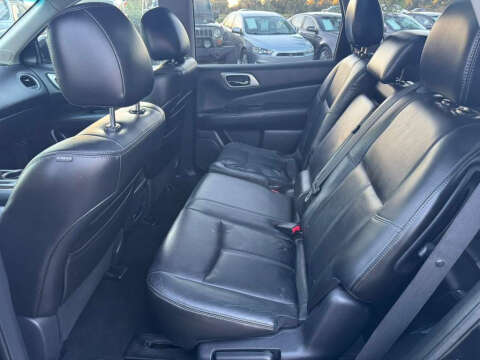 2013 Nissan Pathfinder SL