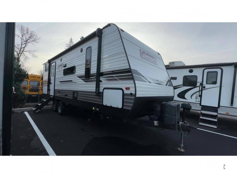 2022 Coleman LANTERN LT 262BH
