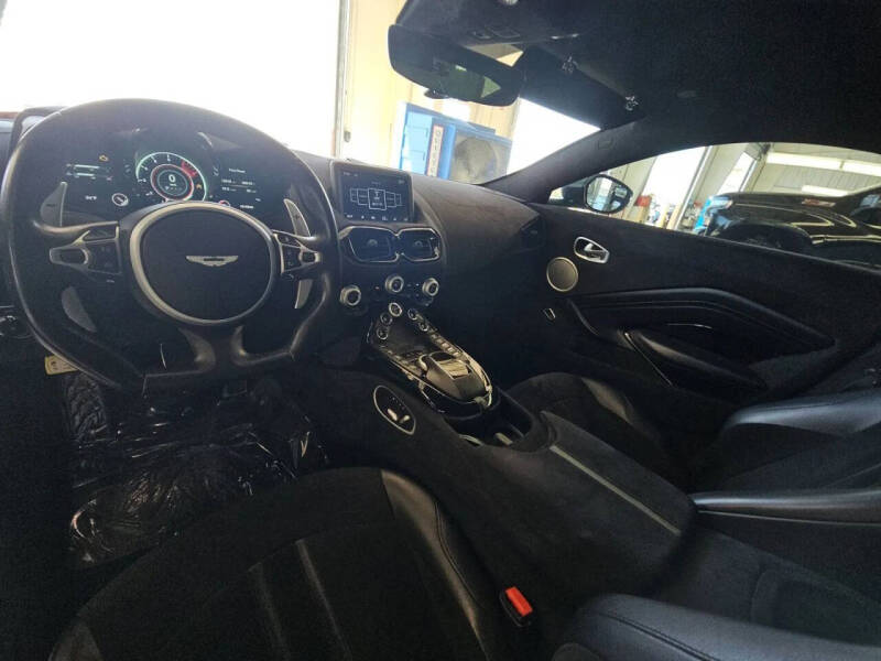 2020 Aston Martin Vantage