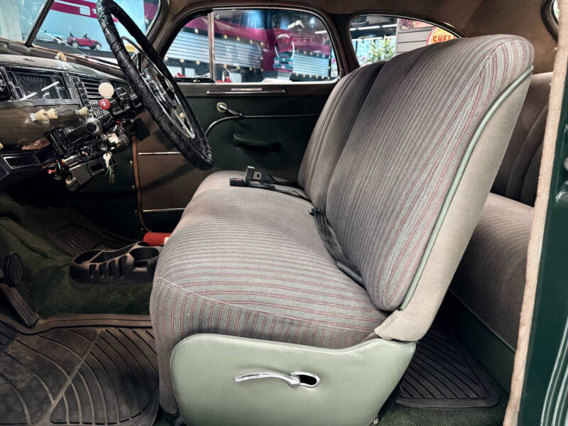 1948 Plymouth Deluxe