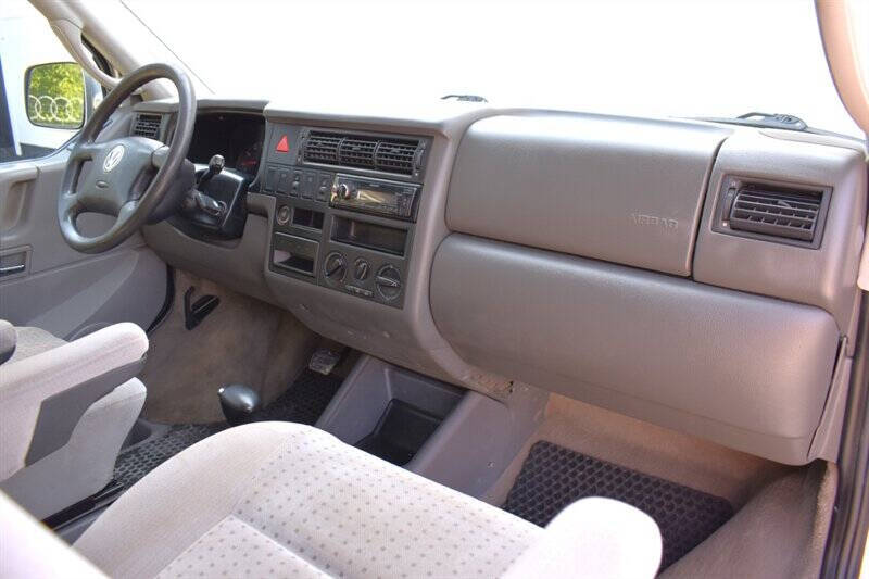 2002 Volkswagen EuroVan MV