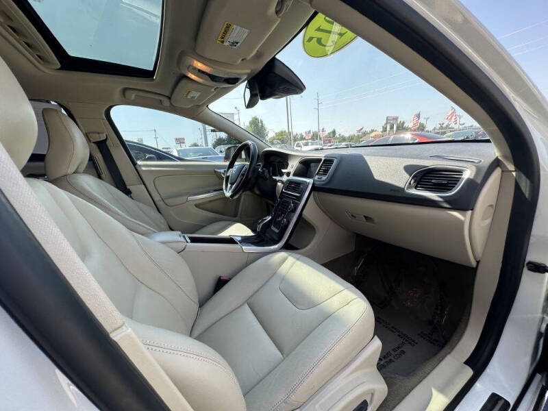 2015 Volvo S60 T5 Drive-E Premier