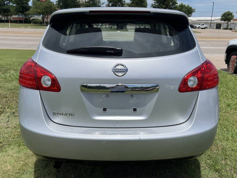 2013 Nissan Rogue SV