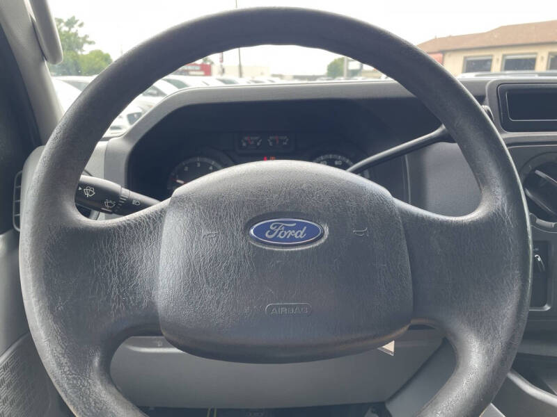 2011 Ford E-Series E-150