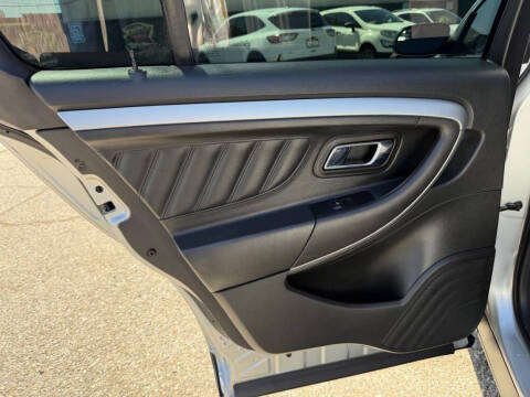 2019 Ford Taurus SEL