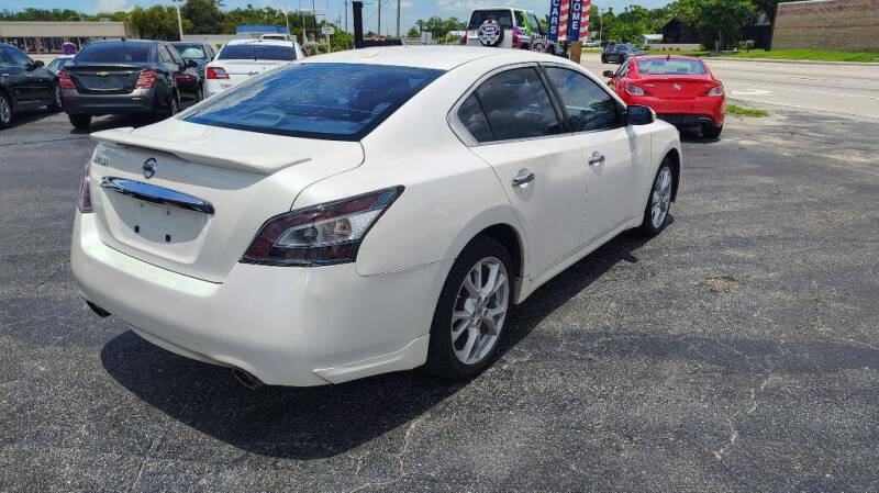 2014 Nissan Maxima