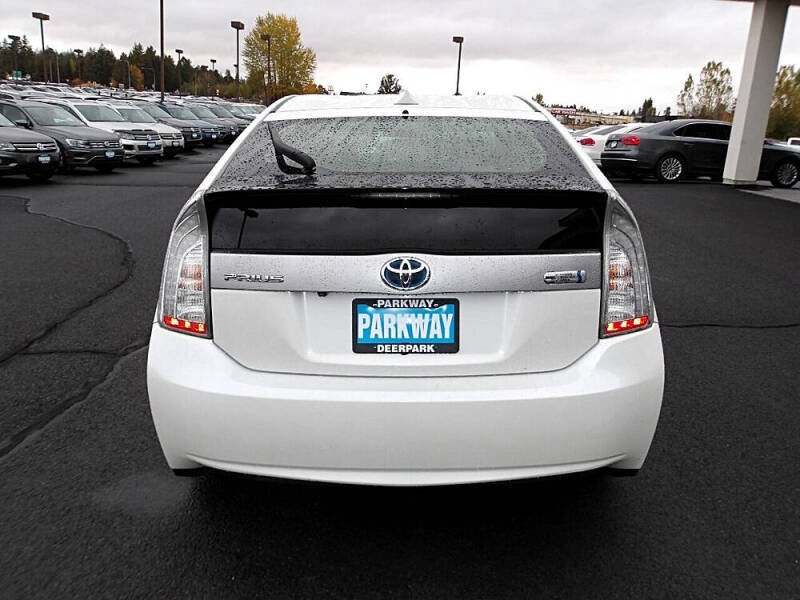 2013 Toyota Prius Plug-in Hybrid Advanced