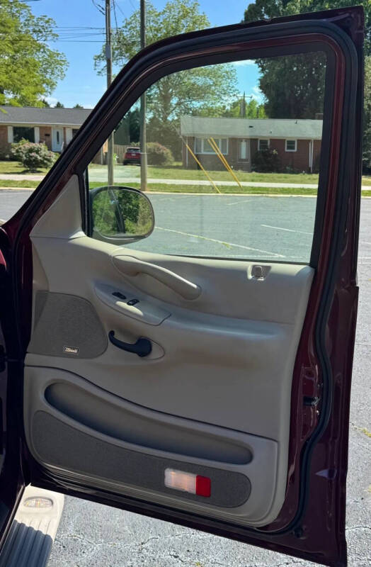 2001 Ford Expedition Eddie Bauer