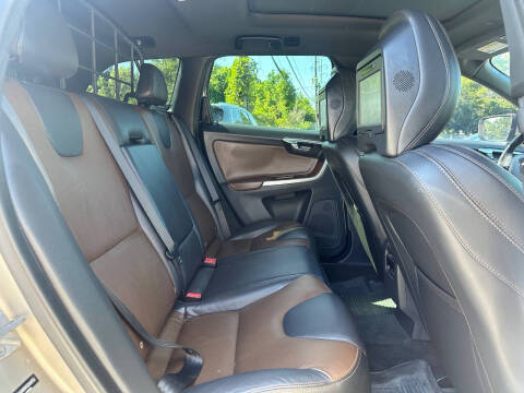 2016 Volvo XC60 T5 Drive-E Platinum