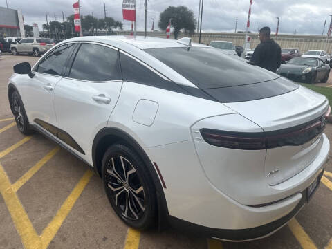 2023 Toyota Crown XLE