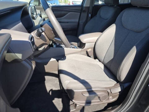 2020 Hyundai Santa Fe SE