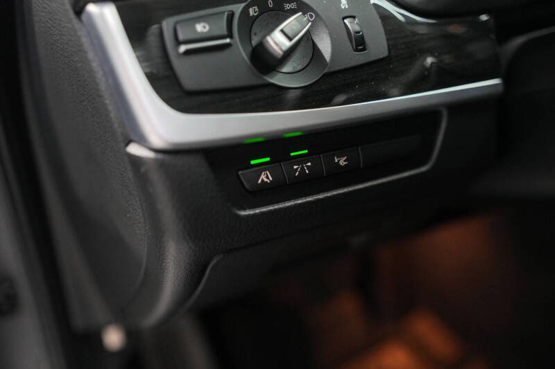 2012 BMW 5 Series 550i