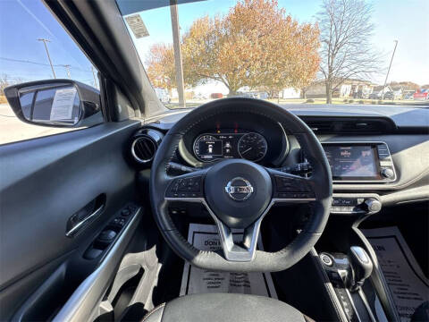 2020 Nissan Kicks SR