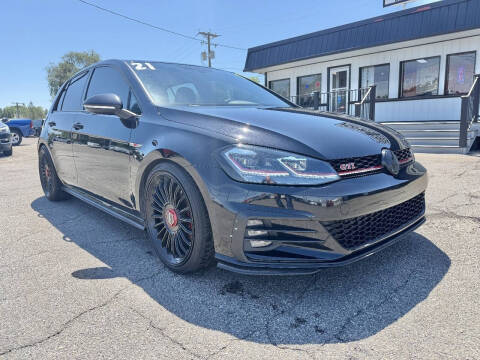 2021 Volkswagen Golf GTI SE