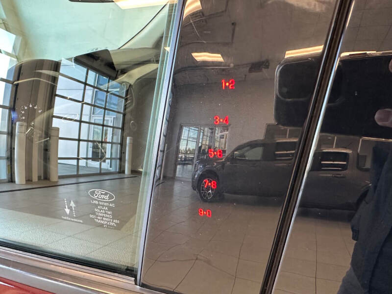 2021 Ford Escape Hybrid SE