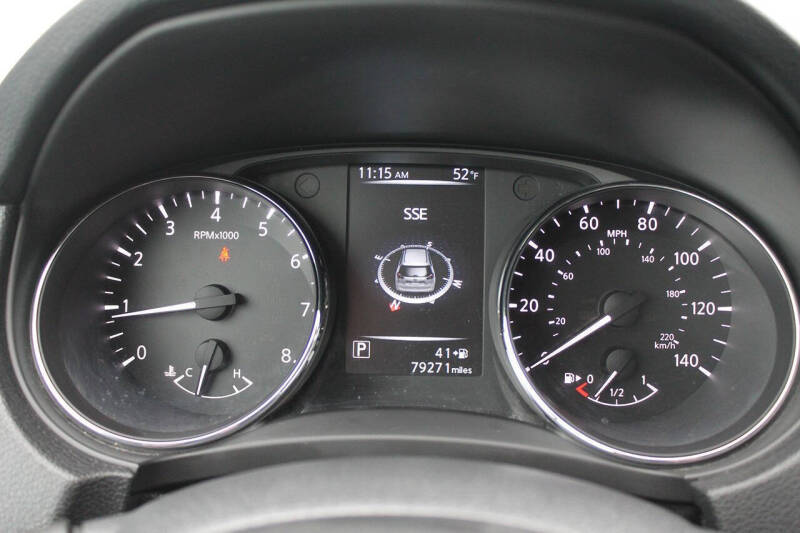 2017 Nissan Rogue SV