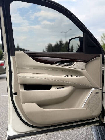 2015 Cadillac Escalade ESV Premium