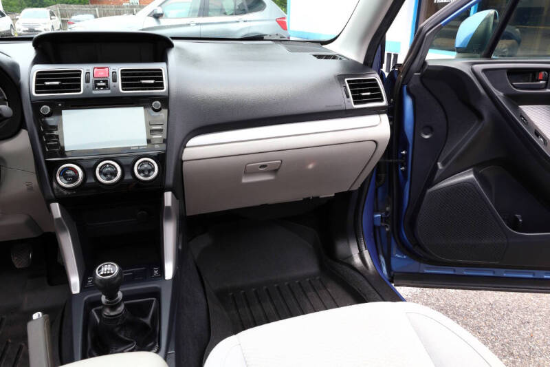 2017 Subaru Forester 2.5i