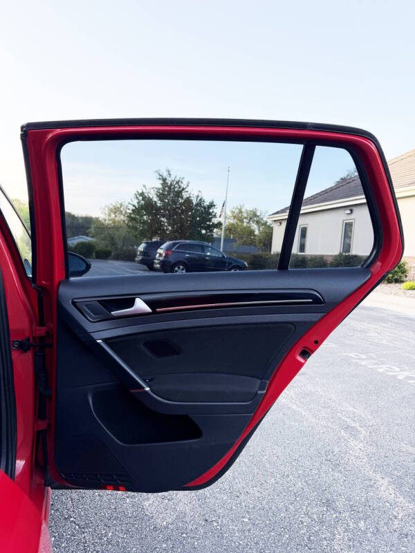 2015 Volkswagen Golf GTI S