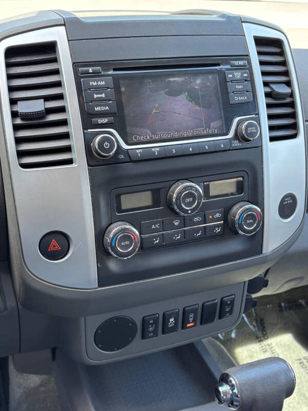 2016 Nissan Frontier SV