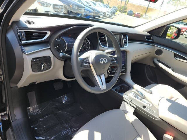 2025 Infiniti QX50 Luxe