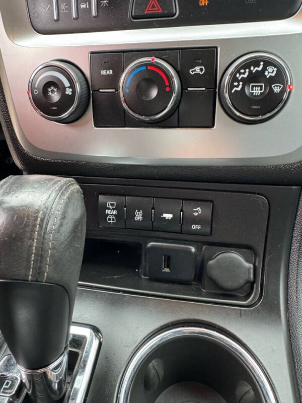 2016 GMC Acadia SLE-2