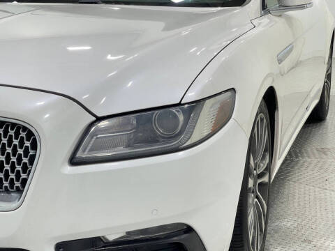 2018 Lincoln Continental Select